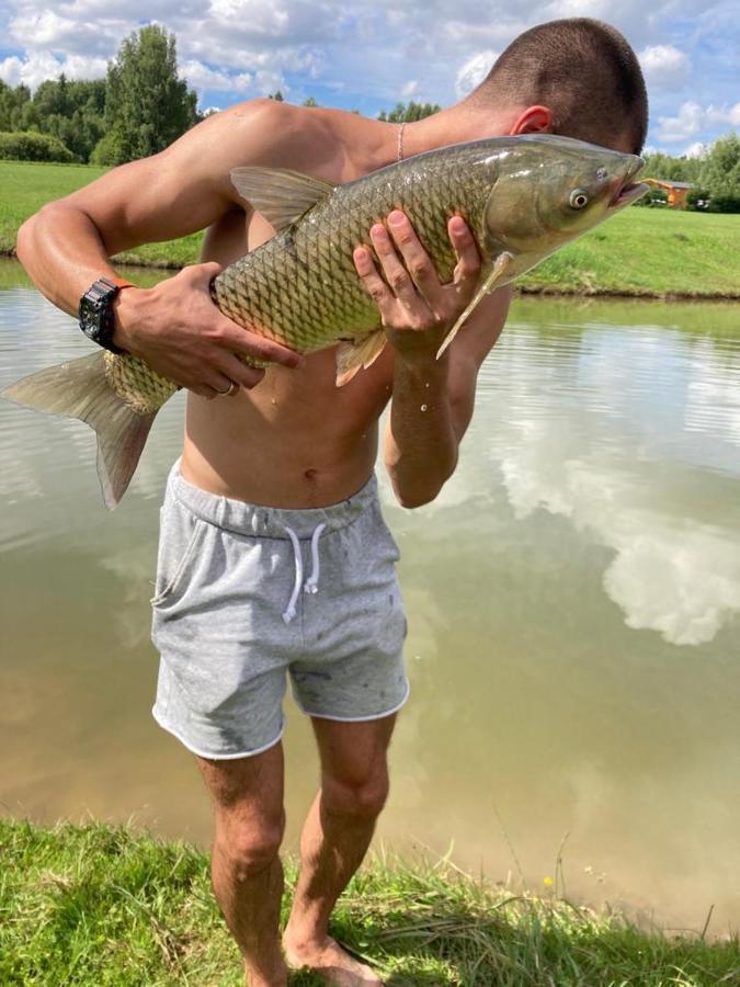 Maison d'hôtes Starp Debesim Un Zemi à Krāslava Extérieur photo